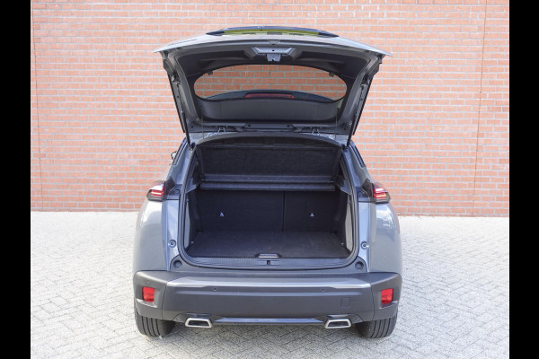 Peugeot 2008 1.2 PureTech 130pk Automaat Allure | Navigatie | Apple Carplay/Android Auto | 360 camera | Parkeersensoren | Blind Spot Assist | Adaptive Cruise Control | Stoelverwarming | Getinte ramen | Climate Control