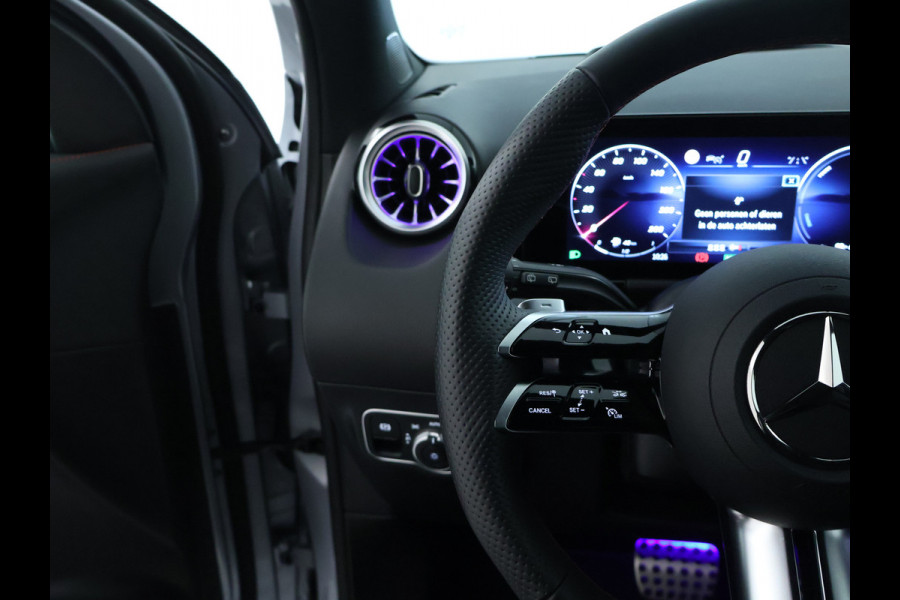 Mercedes-Benz GLA 250 e Star Edition AMG Line Inclusief 24 maanden Mercedes-Benz Certified garantie voor Europa.