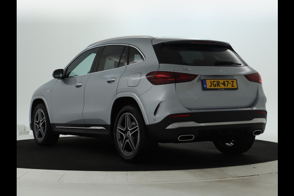 Mercedes-Benz GLA 250 e Star Edition AMG Line Inclusief 24 maanden Mercedes-Benz Certified garantie voor Europa.