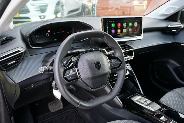 Peugeot 208 Hybrid 100 e-DCS6 Allure + CAMERA / KEYLESS / CARPLAY