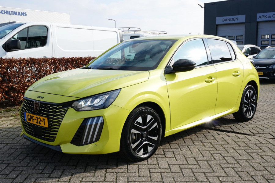 Peugeot 208 Hybrid 100 e-DCS6 Allure + CAMERA / KEYLESS / CARPLAY