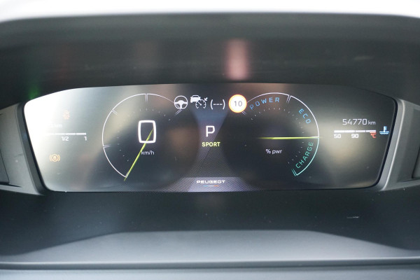 Peugeot 208 Hybrid 100 e-DCS6 Allure + CAMERA / KEYLESS / CARPLAY