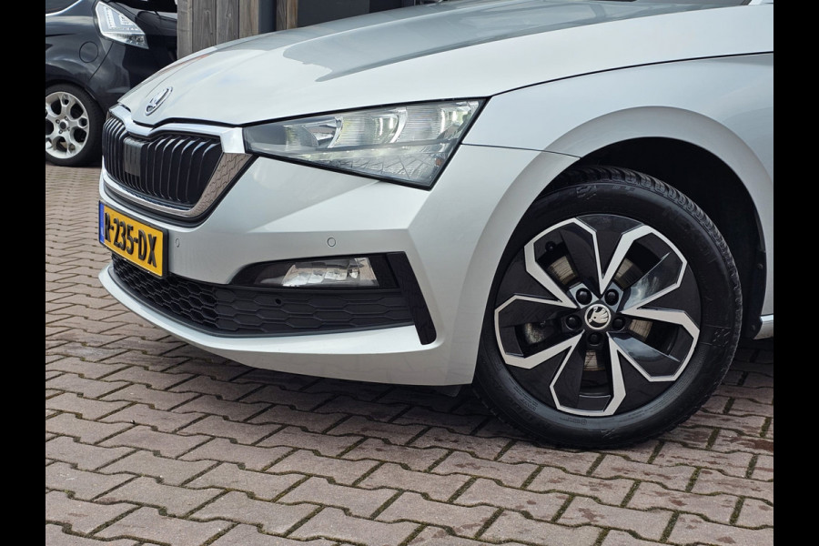 Škoda SCALA 1.5 TSI Ambition Business | Automaat | Climatronic | App-connect | Stoelverwarming | Camera |