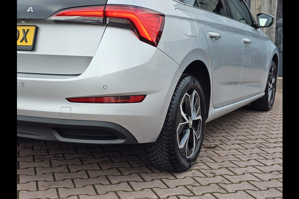 Škoda SCALA 1.5 TSI Ambition Business | Automaat | Climatronic | App-connect | Stoelverwarming | Camera |