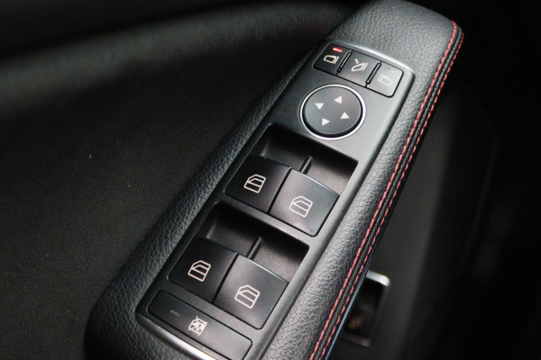 Mercedes-Benz CLA-Klasse Shooting Brake 250 Sport 4MATIC Prestige AMG Panoramadak, Memory, H&K, Apple Carplay, Camera, 18"