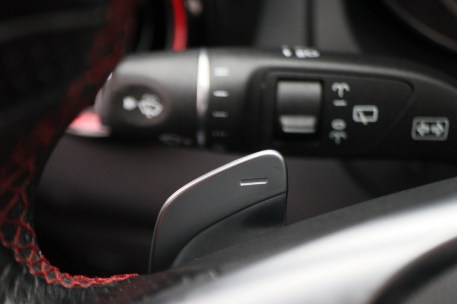 Mercedes-Benz CLA-Klasse Shooting Brake 250 Sport 4MATIC Prestige AMG Panoramadak, Memory, H&K, Apple Carplay, Camera, 18"