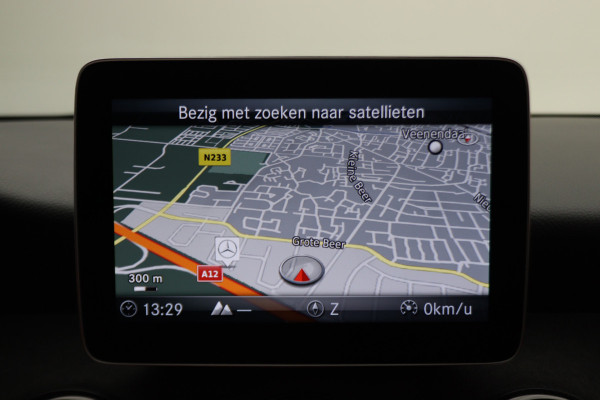 Mercedes-Benz CLA-Klasse Shooting Brake 250 Sport 4MATIC Prestige AMG Panoramadak, Memory, H&K, Apple Carplay, Camera, 18"