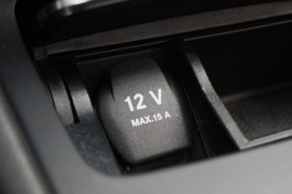 Mercedes-Benz CLA-Klasse Shooting Brake 250 Sport 4MATIC Prestige AMG Panoramadak, Memory, H&K, Apple Carplay, Camera, 18"