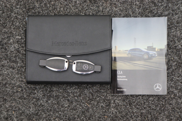 Mercedes-Benz CLA-Klasse Shooting Brake 250 Sport 4MATIC Prestige AMG Panoramadak, Memory, H&K, Apple Carplay, Camera, 18"