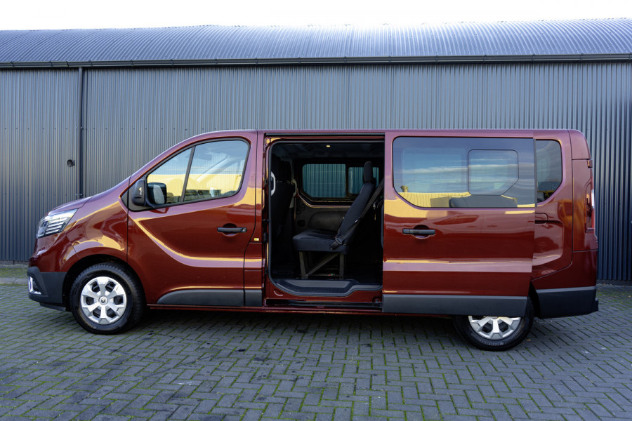 Renault Trafic Renault Trafic Blue dCi 150PK | L2H1 | 9-Zits | EX BTW/BPM | LED | Camera | Navi | Zijschuifdeur R+L | Cruise | Airco | PDC | Eu