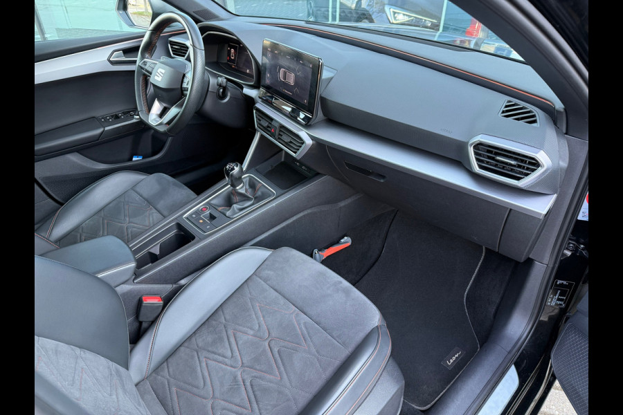 Seat Leon 1.0 TSI FR Launch Edition - Navi - Climate - Trekhaak - Org.NL