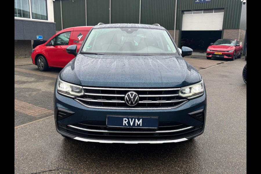 Volkswagen Tiguan 1.4 TSI eHybrid PHEV ELEK. ACHTERKLEP| STOEL MASSAGE| STOEL + STUURVERWARMING| PARKEERSENS. VOOR EN ACHTER| RIJKLAARPRIJS INCL. 12 MND BOVAG GARANTIE