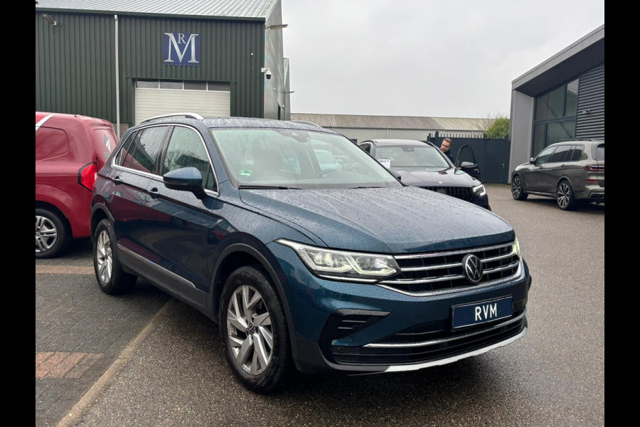 Volkswagen Tiguan 1.4 TSI eHybrid PHEV ELEK. ACHTERKLEP| STOEL MASSAGE| STOEL + STUURVERWARMING| PARKEERSENS. VOOR EN ACHTER| RIJKLAARPRIJS INCL. 12 MND BOVAG GARANTIE