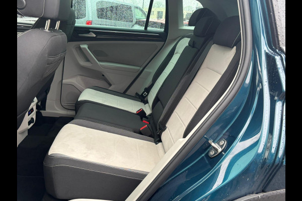Volkswagen Tiguan 1.4 TSI eHybrid PHEV ELEK. ACHTERKLEP| STOEL MASSAGE| STOEL + STUURVERWARMING| PARKEERSENS. VOOR EN ACHTER| RIJKLAARPRIJS INCL. 12 MND BOVAG GARANTIE