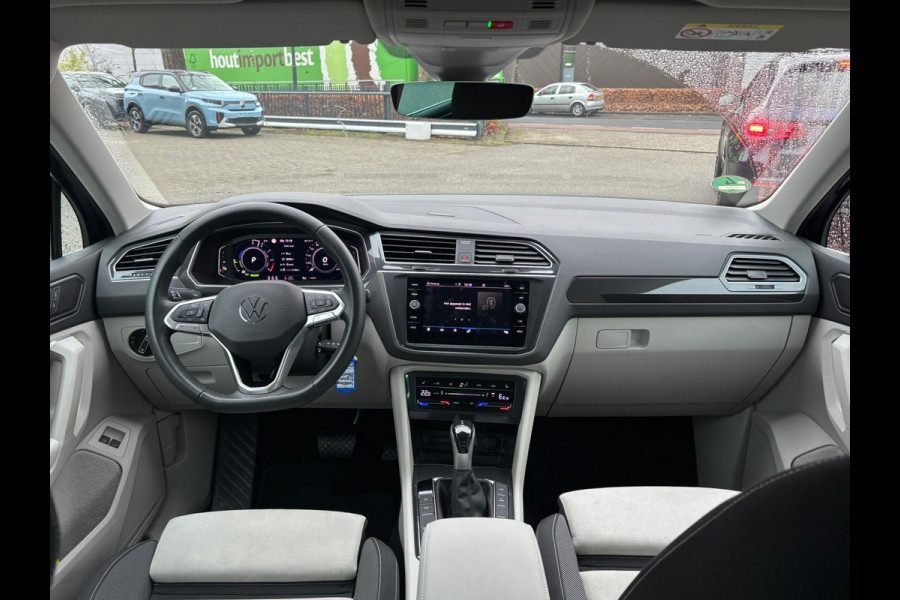Volkswagen Tiguan 1.4 TSI eHybrid PHEV ELEK. ACHTERKLEP| STOEL MASSAGE| STOEL + STUURVERWARMING| PARKEERSENS. VOOR EN ACHTER| RIJKLAARPRIJS INCL. 12 MND BOVAG GARANTIE
