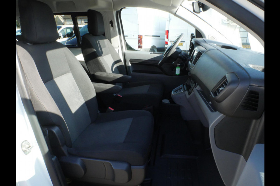 Toyota PROACE Electric Shuttle Medium Extra Range Cool 75 kWh, Airco, Cruise control, 8 Persoons