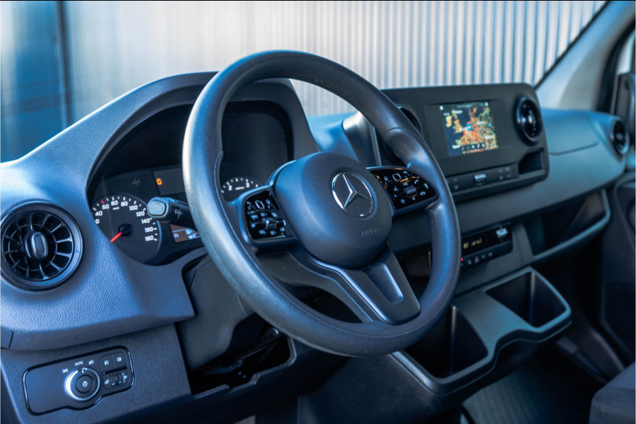Mercedes-Benz Sprinter 317 CDI L2H2 | Automaat | Mbux | 360° camera | Navi | Cruise | Climatronic