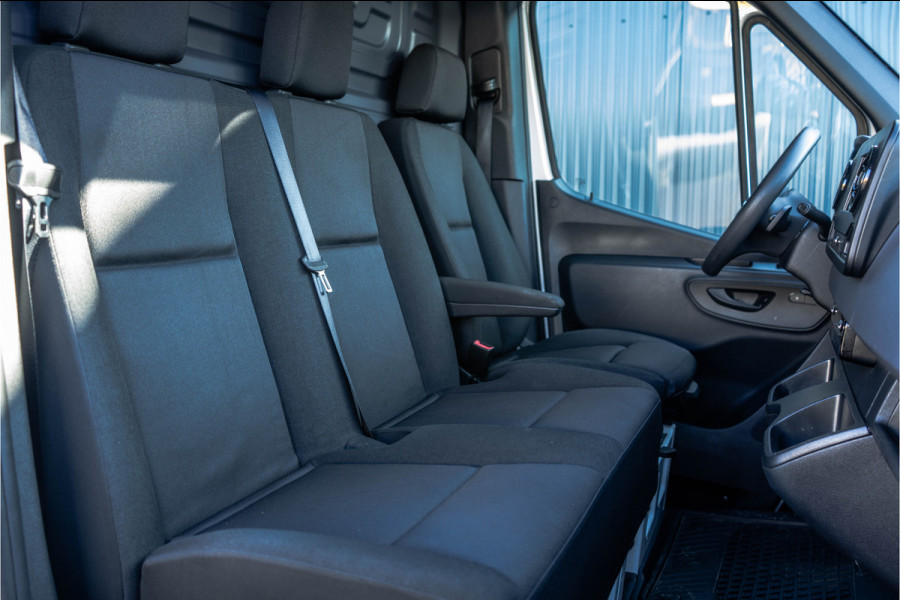 Mercedes-Benz Sprinter 317 CDI L2H2 | Automaat | Mbux | 360° camera | Navi | Cruise | Climatronic