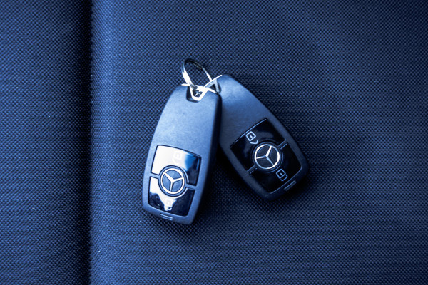 Mercedes-Benz Sprinter 317 CDI L2H2 | Automaat | Mbux | 360° camera | Navi | Cruise | Climatronic