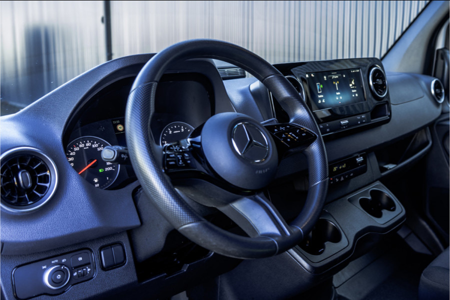 Mercedes-Benz Sprinter 317 CDI L3H2 | Automaat | Mbux | Facelift | Camera | Cruise | Airco