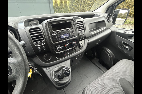 Renault Trafic 1.6 dCi / L1H1 / 1e EIGENAAR / ACHTERKLEP / INRICHTING / AIRCO / CRUISE / BLUETOOTH / 3-ZITS / 6 BAK