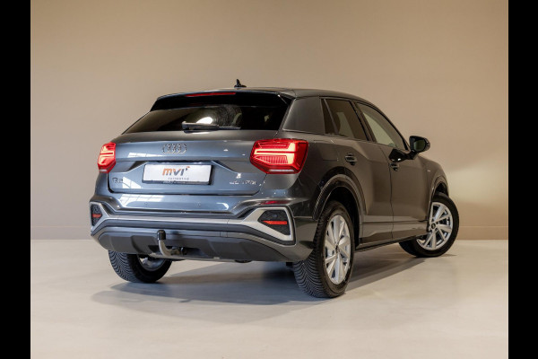 Audi Q2 35 TFSI S Edition / 150pk / Cruise / Trekhaak / Navigatie