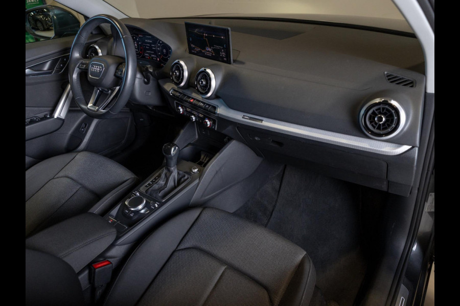 Audi Q2 35 TFSI S Edition / 150pk / Cruise / Trekhaak / Navigatie