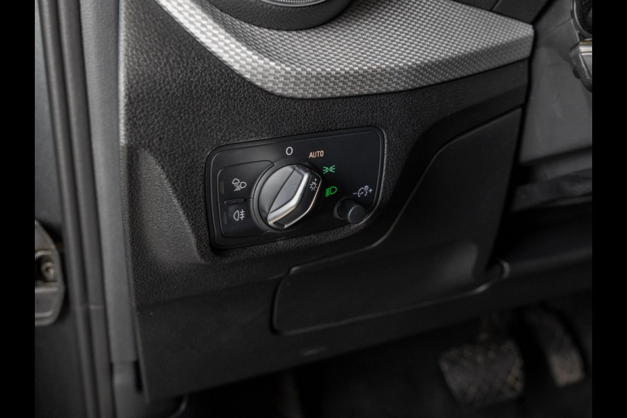 Audi Q2 35 TFSI S Edition / 150pk / Cruise / Trekhaak / Navigatie