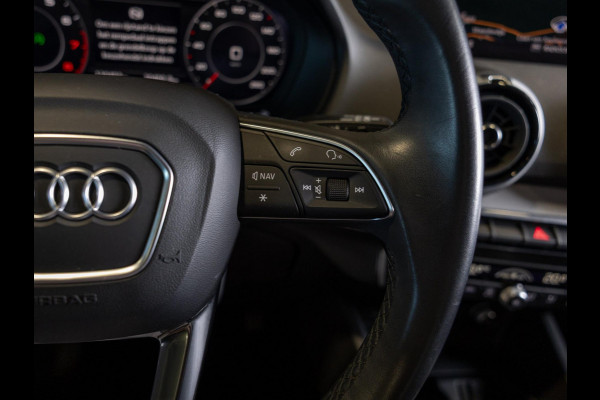 Audi Q2 35 TFSI S Edition / 150pk / Cruise / Trekhaak / Navigatie