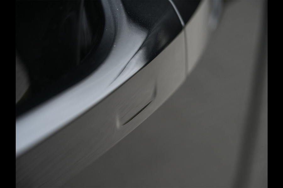 Audi Q8 55 TFSI e quattro Pro Line S | Memory seats | 360 Camera | Keyless | Soft close | Adaptive cruise | Panoramadak | B&O sound | Achterbank verwarmd | Ambiance interieur | El. trekhaak