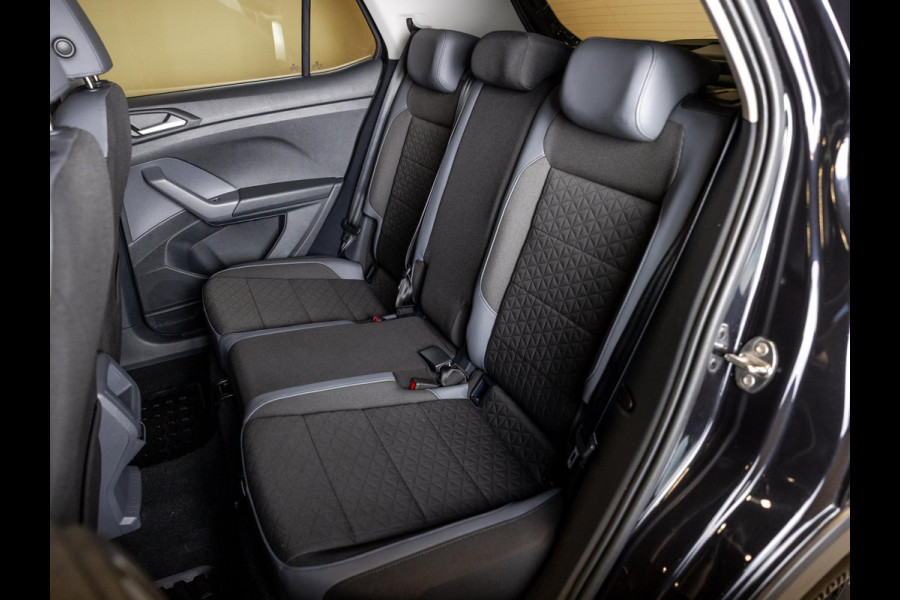 Volkswagen T-Cross 1.0 TSI R-Line / 115pk / Adaptieve cruise control / Automatische klimaatregeling /