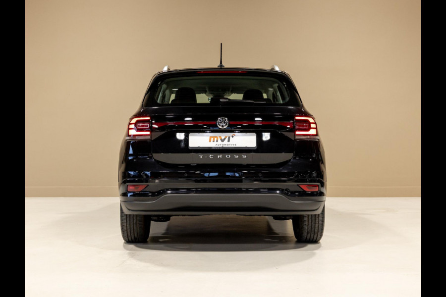 Volkswagen T-Cross 1.0 TSI R-Line / 115pk / Adaptieve cruise control / Automatische klimaatregeling /