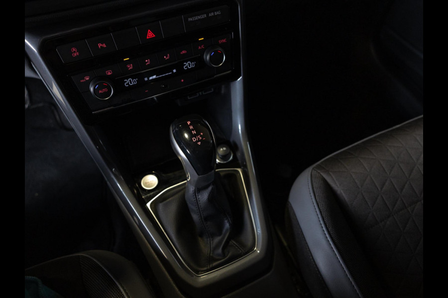 Volkswagen T-Cross 1.0 TSI R-Line / 115pk / Adaptieve cruise control / Automatische klimaatregeling /