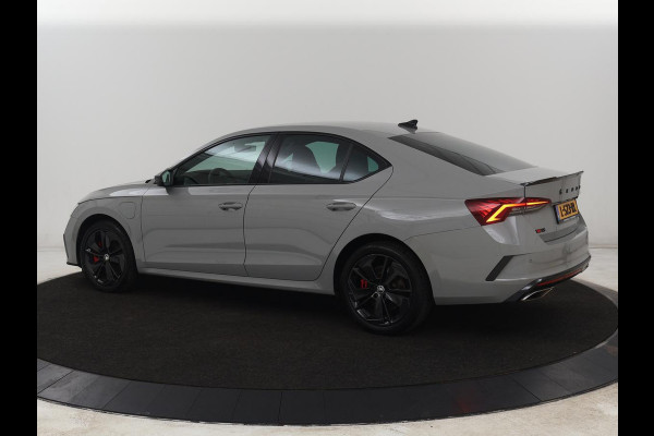 Škoda Octavia 1.4 TSI RS iV PHEV Business | Stoelverwarming | Adaptive cruise | Side Assist | Camera | Alcantara | Matrix LED | Carplay | Sfeerverlichting | Navigatie |
