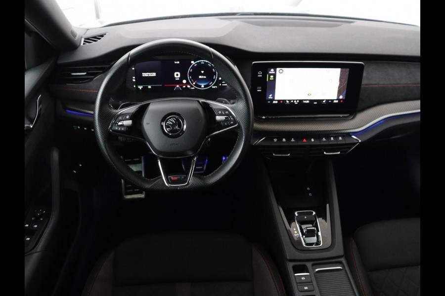 Škoda Octavia 1.4 TSI RS iV PHEV Business | Stoelverwarming | Adaptive cruise | Side Assist | Camera | Alcantara | Matrix LED | Carplay | Sfeerverlichting | Navigatie |