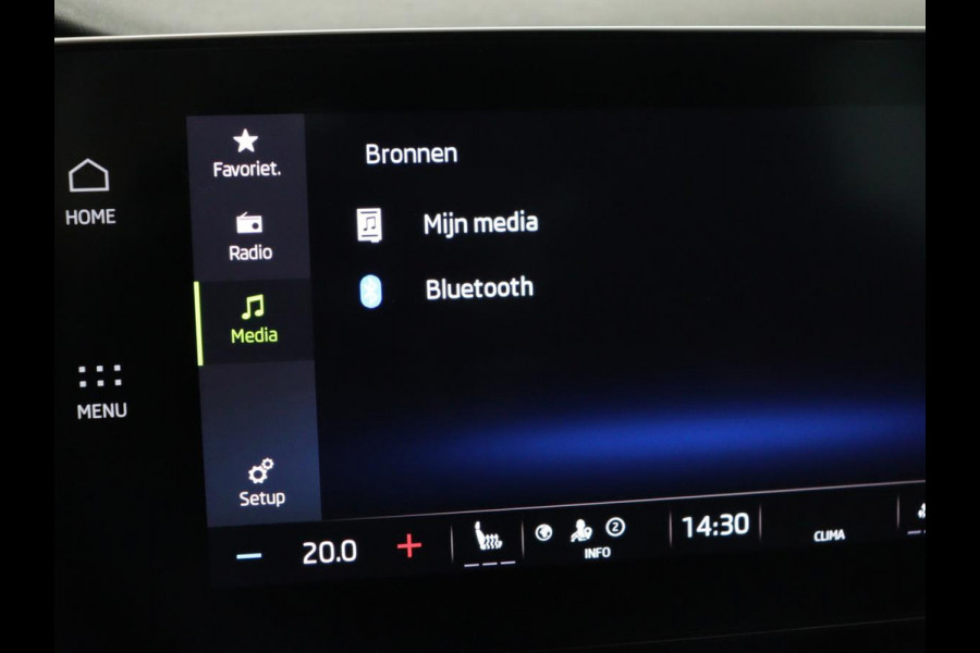 Škoda Octavia 1.4 TSI RS iV PHEV Business | Stoelverwarming | Adaptive cruise | Side Assist | Camera | Alcantara | Matrix LED | Carplay | Sfeerverlichting | Navigatie |