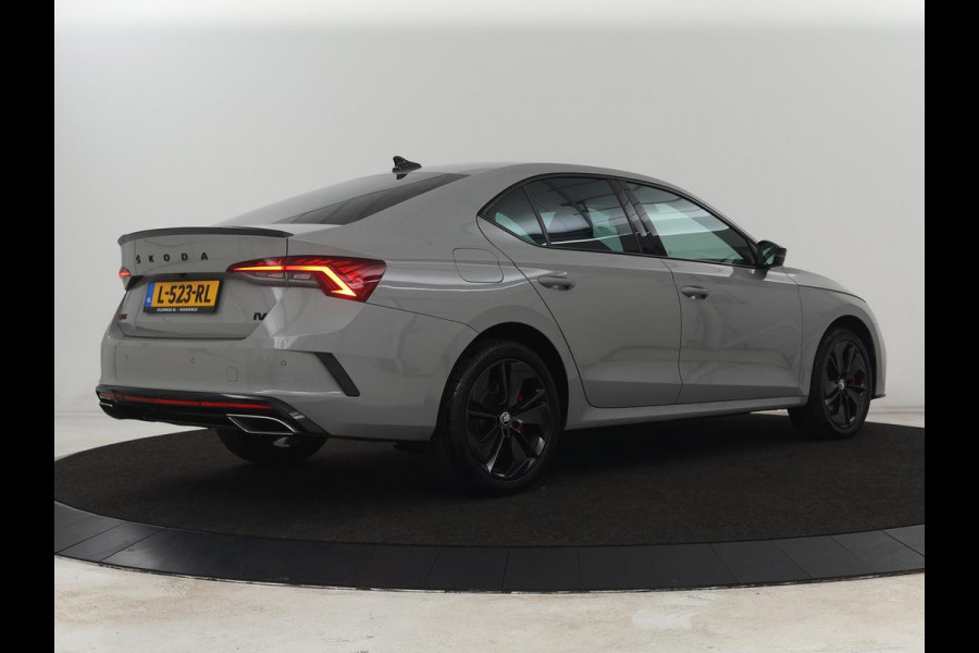 Škoda Octavia 1.4 TSI RS iV PHEV Business | Stoelverwarming | Adaptive cruise | Side Assist | Camera | Alcantara | Matrix LED | Carplay | Sfeerverlichting | Navigatie |