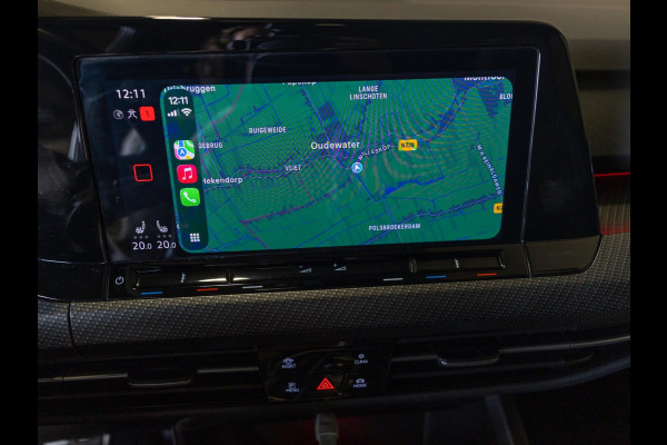 Volkswagen Golf 1.5 eTSI R-Line / 150pk / Panorama dak / Harman Kardon / Stoel en stuurverwarming /