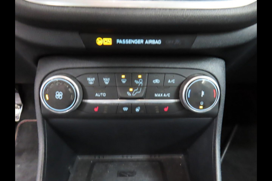 Ford Fiesta 1.0 EcoBoost Hybrid ST-Line X | 54200 km | Full Options | Winterpack