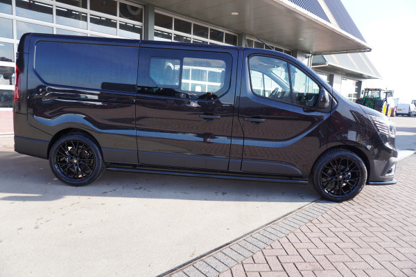 Renault Trafic 2.0 Bleu dCi 170PK L2H1 Red Edition DubbelCabine Automaat 20"LM velgen Nr. V072 |  Climate | Navi | Camera | Schuifdeur L/R | Black out pakket