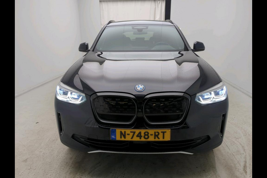 BMW iX3 High Executive 80 kWh NL-AUTO | PANODAK | LEDER |NAVI
