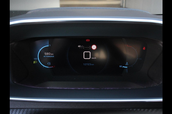 Peugeot 208 1.2 PureTech Allure Pack | Navigatie | Apple Carplay/Android Auto | Achteruitrij camera | Climate control | LED | Adaptieve cruise control | Parkeersensor achter | Verwarmde voorstoelen | Lichtmetalen velgen