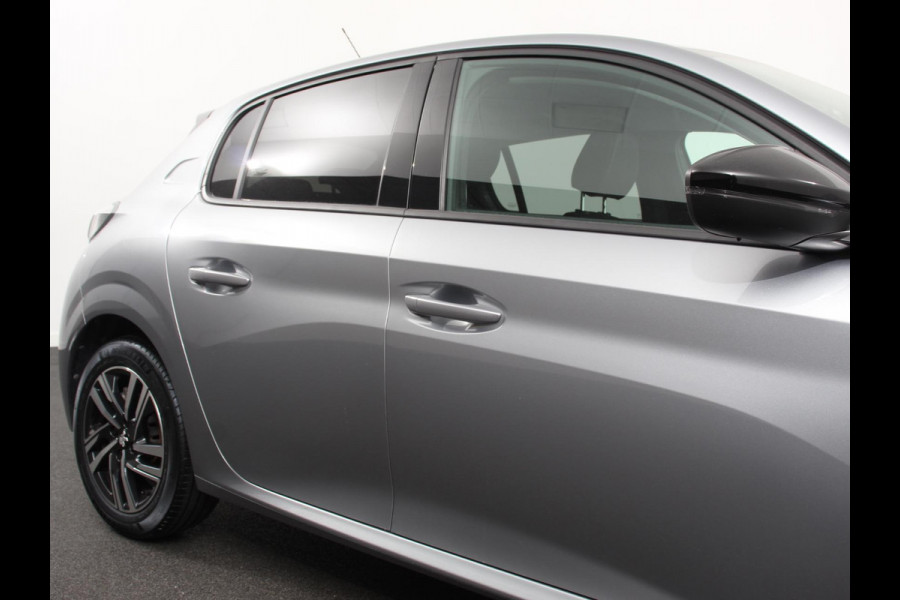 Peugeot 208 1.2 PureTech Allure Pack | Navigatie | Apple Carplay/Android Auto | Achteruitrij camera | Climate control | LED | Adaptieve cruise control | Parkeersensor achter | Verwarmde voorstoelen | Lichtmetalen velgen