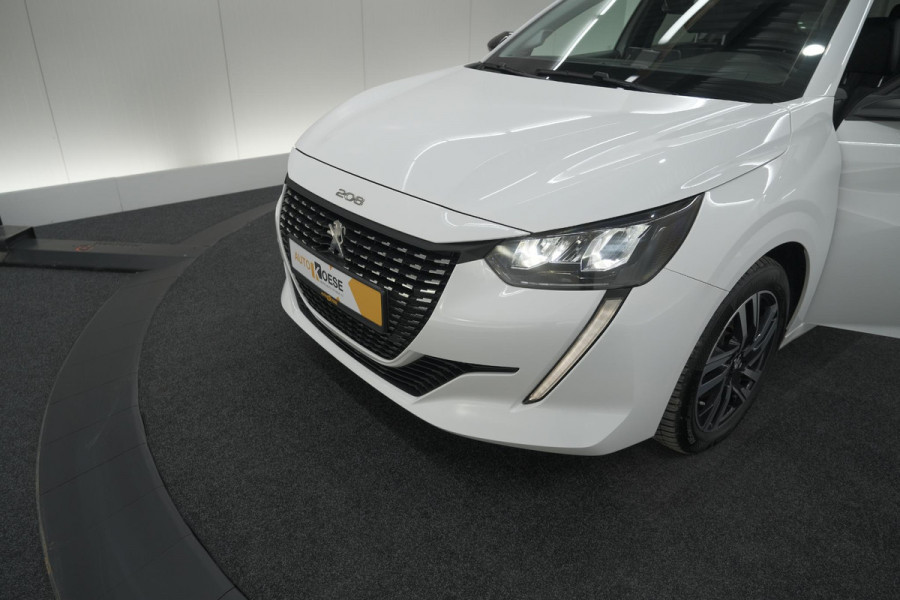 Peugeot 208 PureTech 100 Allure Pack | Camera | Apple Carplay | Stoelverwarming | Parkeersensoren
