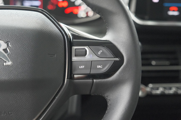 Peugeot 208 PureTech 100 Allure Pack | Camera | Apple Carplay | Stoelverwarming | Parkeersensoren