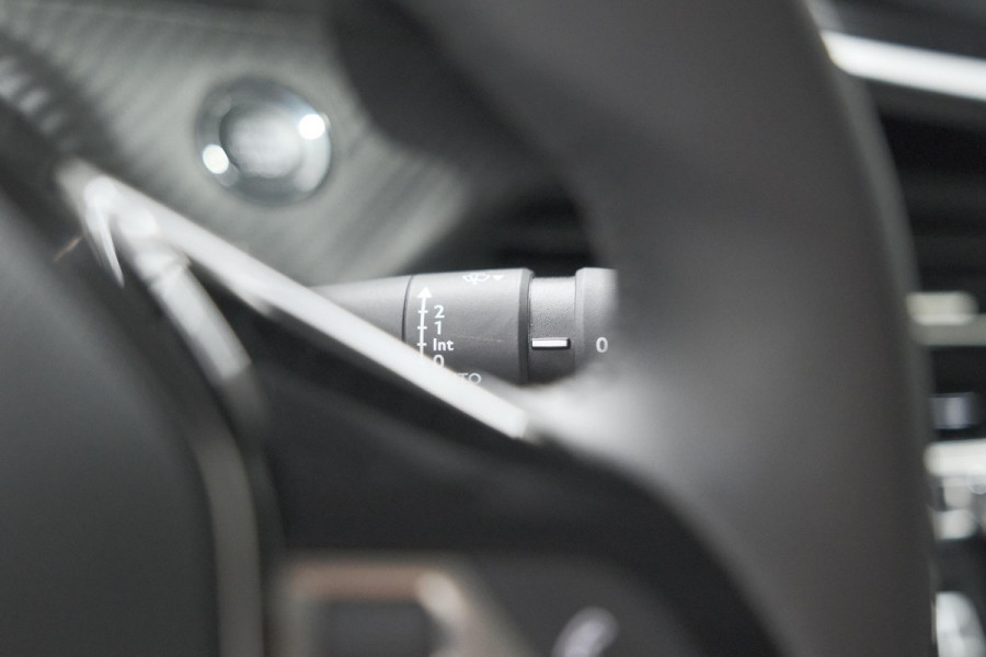 Peugeot 208 PureTech 100 Allure Pack | Camera | Apple Carplay | Stoelverwarming | Parkeersensoren