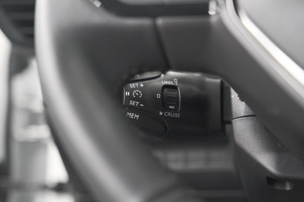 Peugeot 208 PureTech 100 Allure Pack | Camera | Apple Carplay | Stoelverwarming | Parkeersensoren