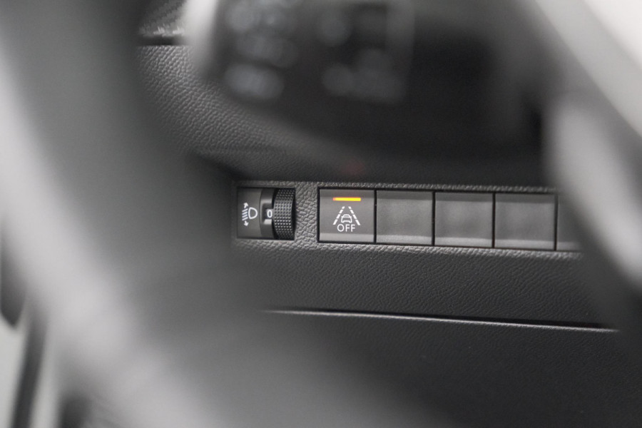 Peugeot 208 PureTech 100 Allure Pack | Camera | Apple Carplay | Stoelverwarming | Parkeersensoren