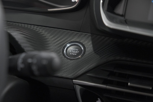 Peugeot 208 PureTech 100 Allure Pack | Camera | Apple Carplay | Stoelverwarming | Parkeersensoren