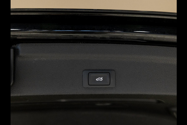 Audi Q3 Sportback 35 TFSI 2x S-Line / 150pk / Panorama dak / Cruise / Automaat / Navigatie / Apple Carplay